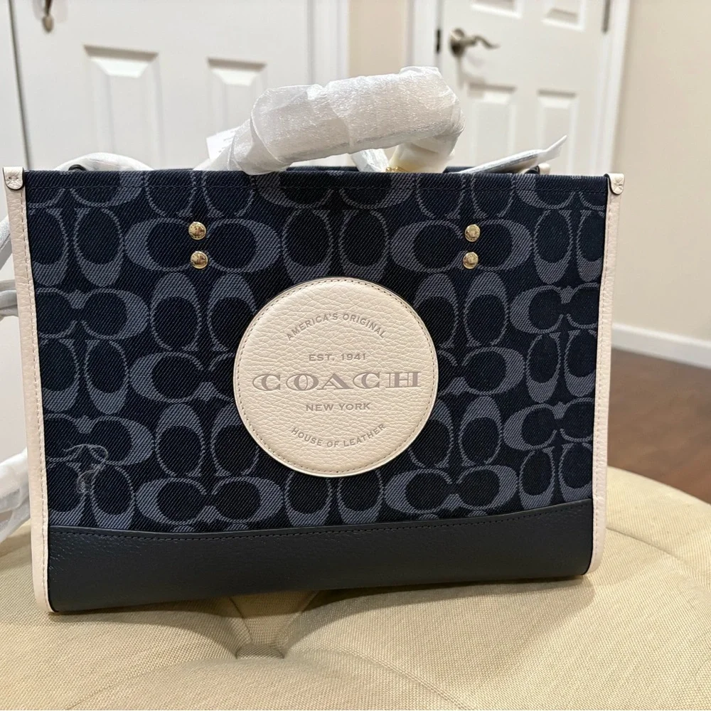 Coach Navy and Cream Tote Bag - Picture 2 of 8